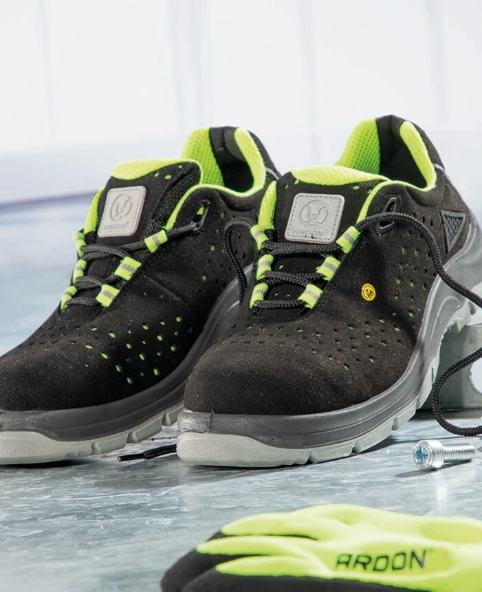 Pantofi de protecție VERNOR S1P ESD, negru-verde — vedere 2