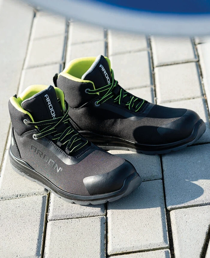 Bocanci de protecție SOFTEX HIGH S1P, negru-galben — vedere 2